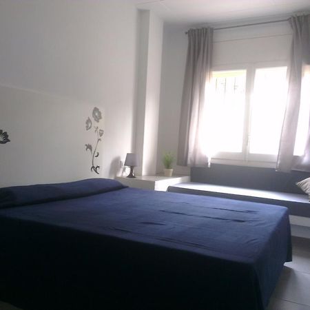 روساس Apartaments La Riera المظهر الخارجي الصورة