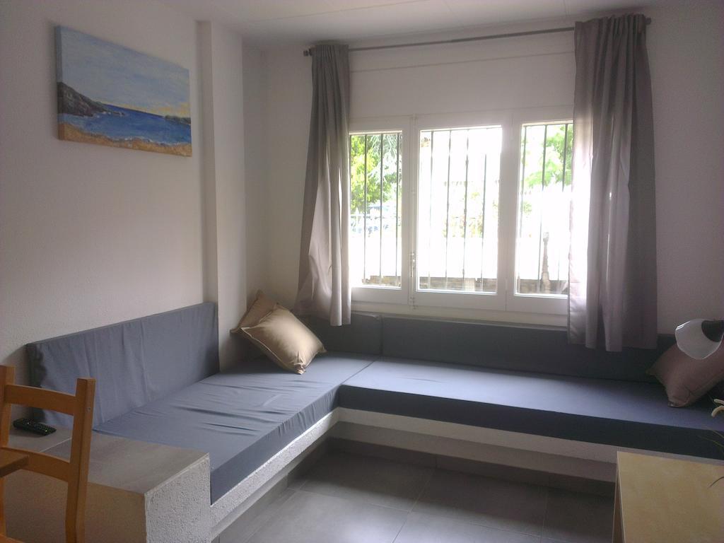 روساس Apartaments La Riera المظهر الخارجي الصورة